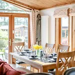 3 Bed In Whitby Oc-wa057 山林小屋