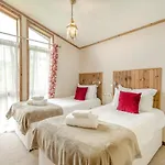 山林小屋 3 Bed In Whitby Oc-wa057 *