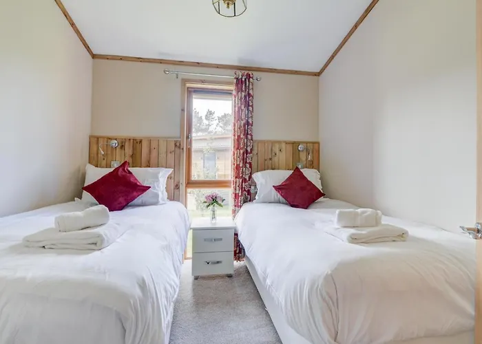 Semesterbostad 3 Bed In Whitby Oc-wa057 Runswick