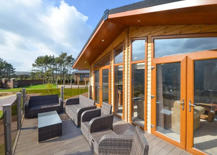 3 Bed In Whitby Oc-wa057 *